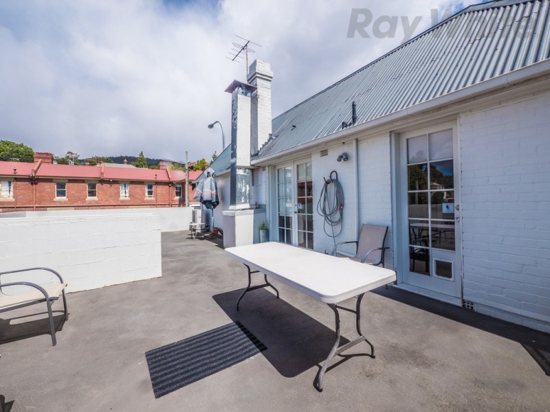 100 Burnett Street – The Crescent Hotel, North Hobart TAS 7000