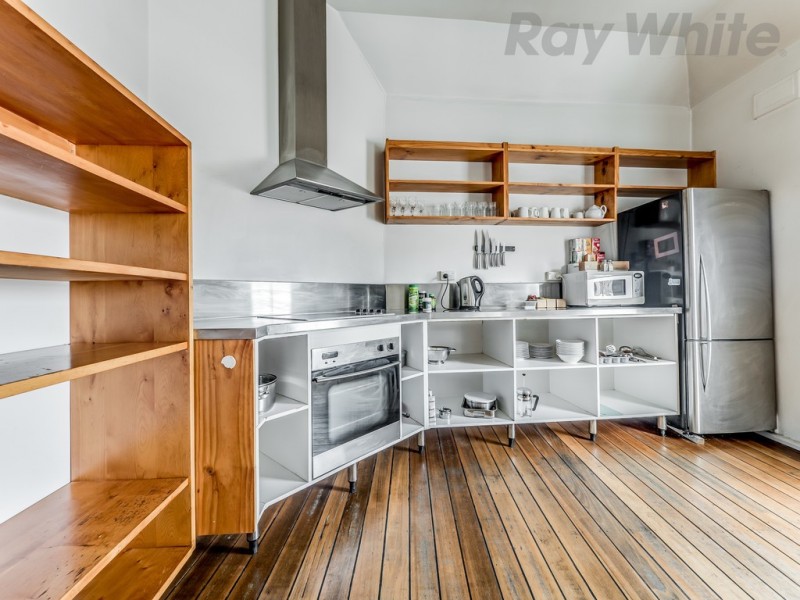 100 Burnett Street – The Crescent Hotel, North Hobart TAS 7000