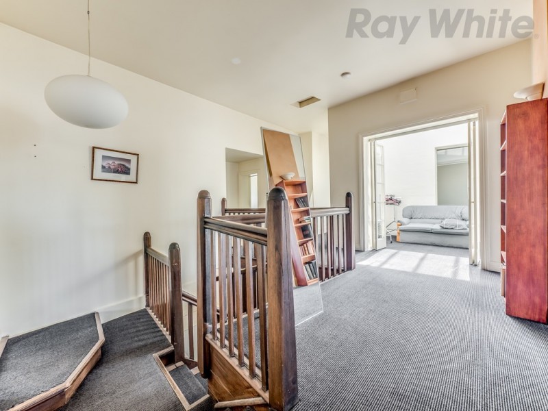 100 Burnett Street – The Crescent Hotel, North Hobart TAS 7000