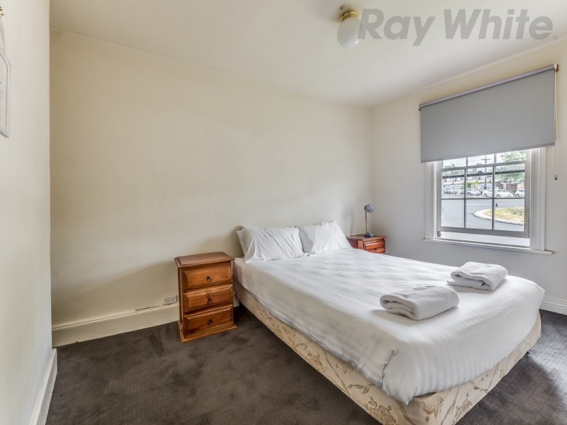 100 Burnett Street – The Crescent Hotel, North Hobart TAS 7000