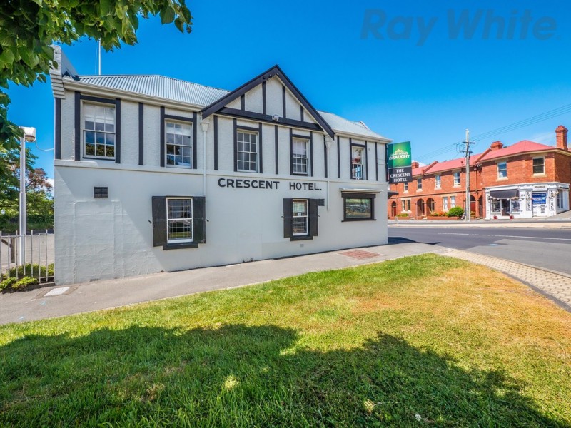 100 Burnett Street – The Crescent Hotel, North Hobart TAS 7000