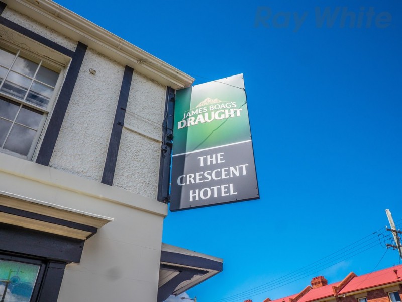 100 Burnett Street – The Crescent Hotel, North Hobart TAS 7000