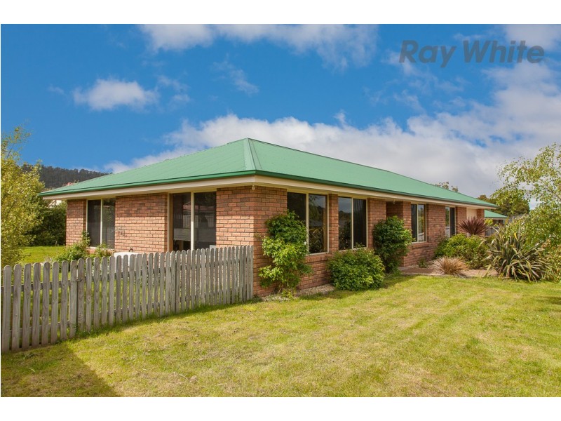 25 Manor Gardens, Kingston TAS 7050