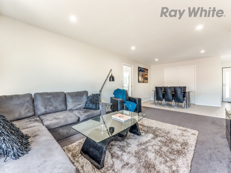 8 Fielder Lane, Howrah TAS 7018