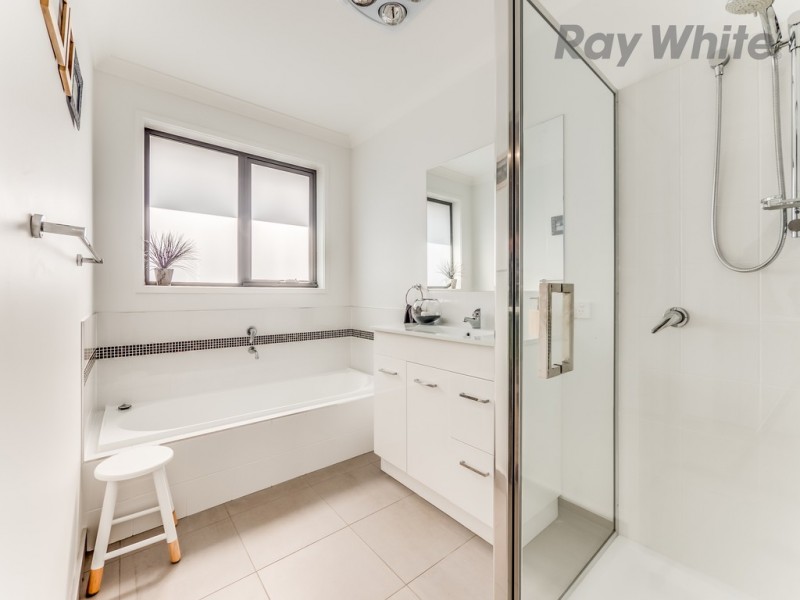 8 Fielder Lane, Howrah TAS 7018