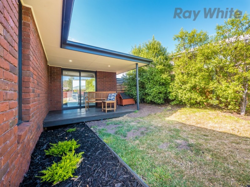 8 Fielder Lane, Howrah TAS 7018
