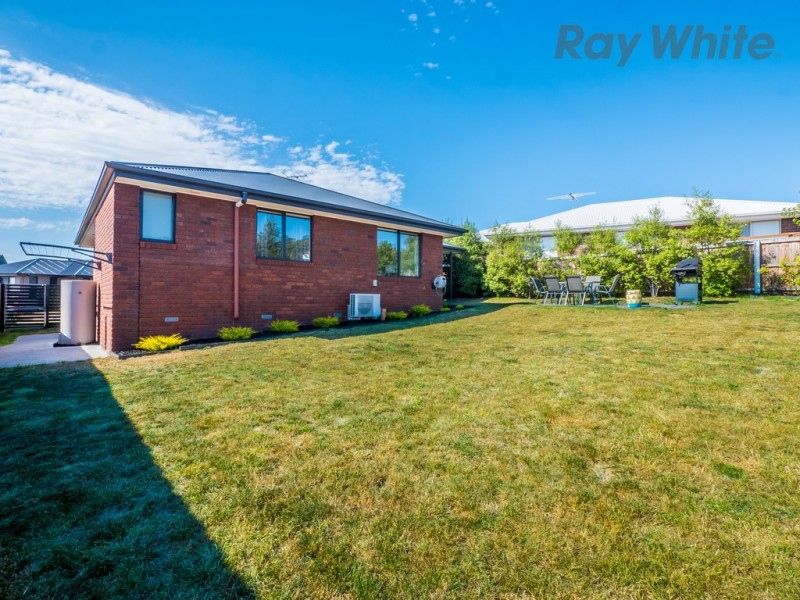 8 Fielder Lane, Howrah TAS 7018