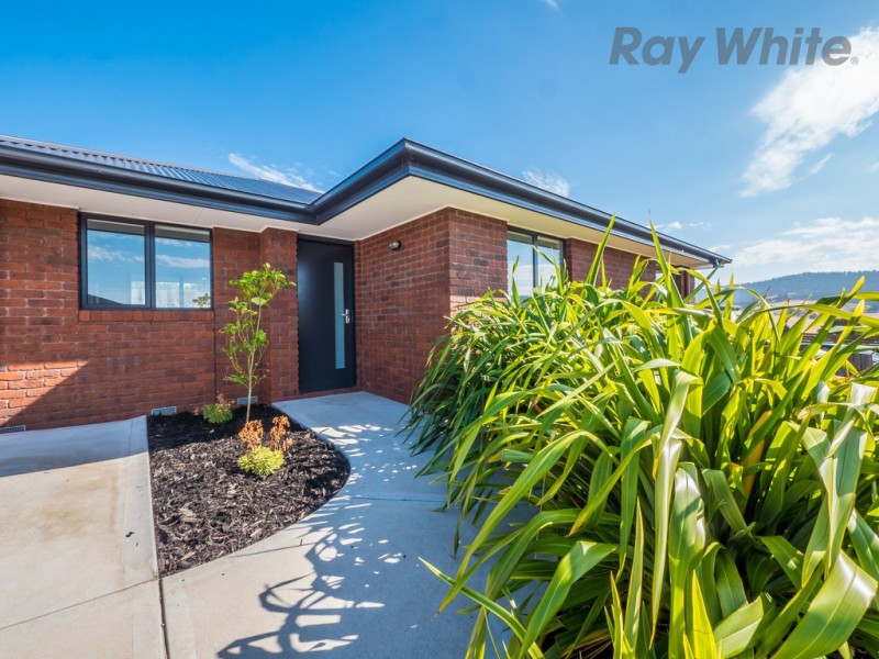 8 Fielder Lane, Howrah TAS 7018