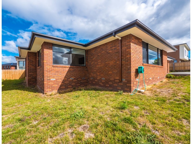 4 Meehan Road, Rokeby TAS 7019