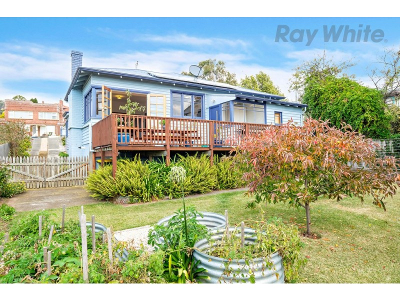 151 Augusta Road, Lenah Valley TAS 7008