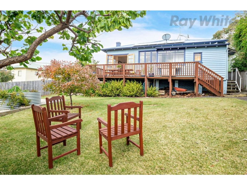 151 Augusta Road, Lenah Valley TAS 7008