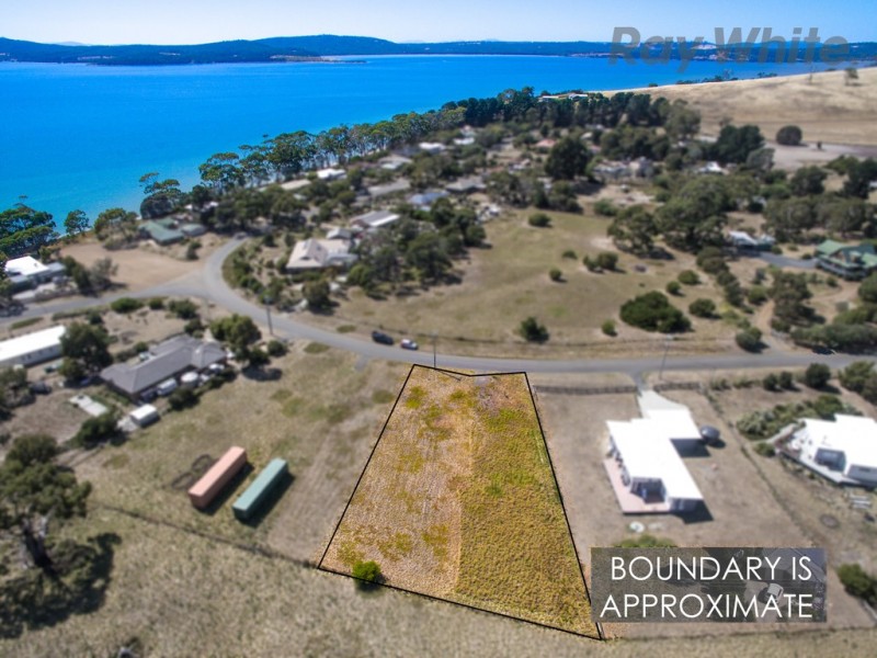 23 Bangor Road, Opossum Bay TAS 7023