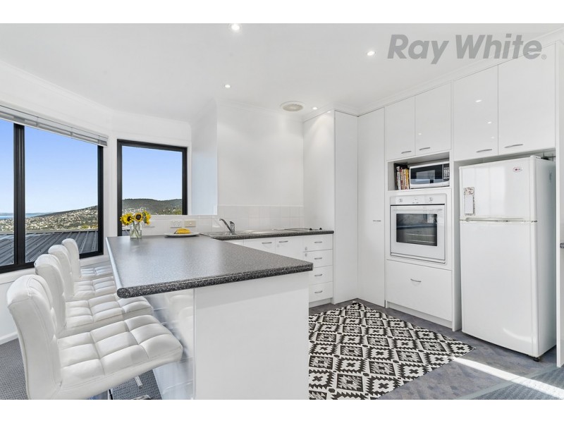 2 Tennyson Court, West Hobart TAS 7000