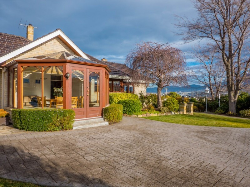 18-22 Kaoota Road, Rose Bay TAS 7015