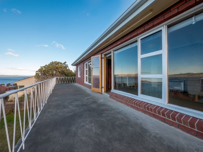 3 Portland Place, Sandy Bay TAS 7005