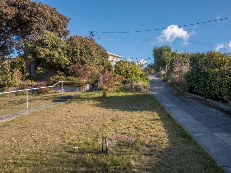 3 Portland Place, Sandy Bay TAS 7005