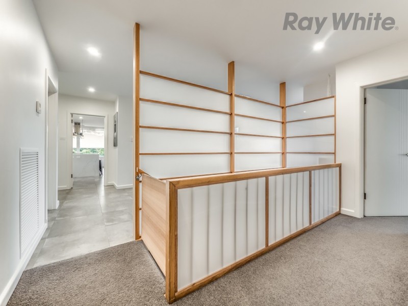 15 Heathcombe Crescent, Sandy Bay TAS 7005