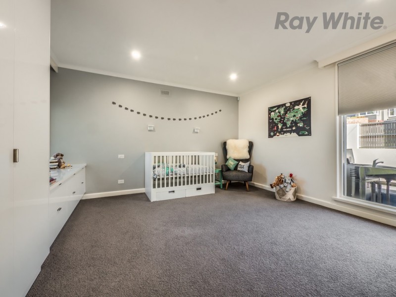 15 Heathcombe Crescent, Sandy Bay TAS 7005