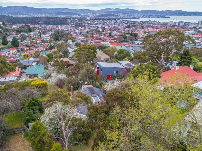 3 Hillside Cres, West Hobart TAS 7000