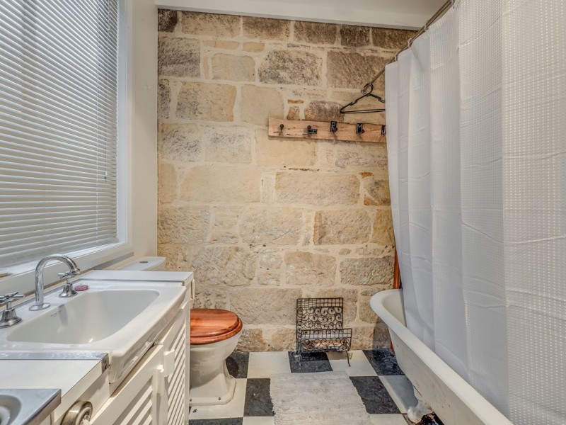 3 Hillside Cres, West Hobart TAS 7000