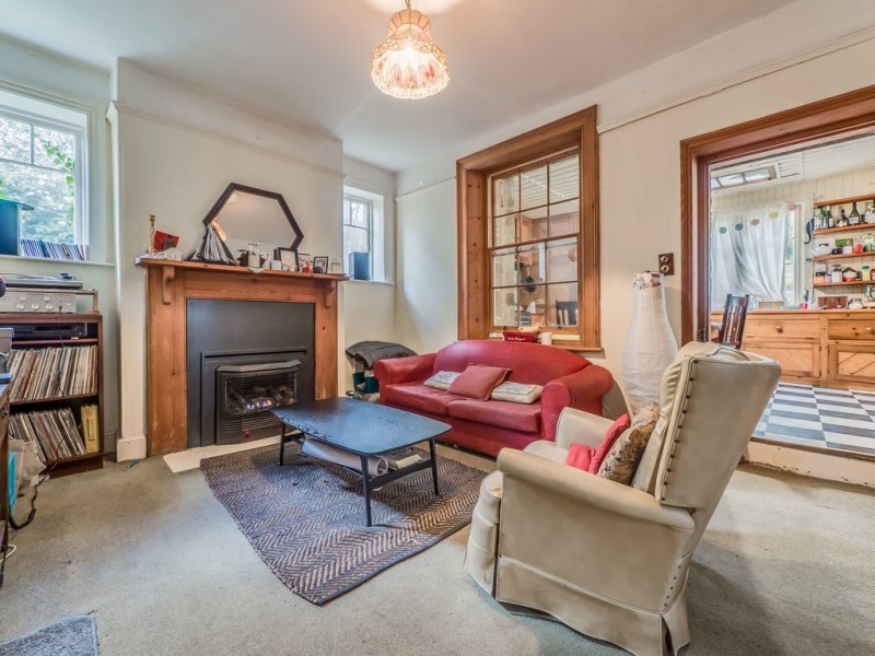 3 Hillside Cres, West Hobart TAS 7000