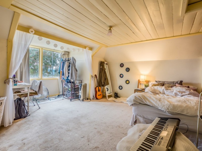 3 Hillside Cres, West Hobart TAS 7000