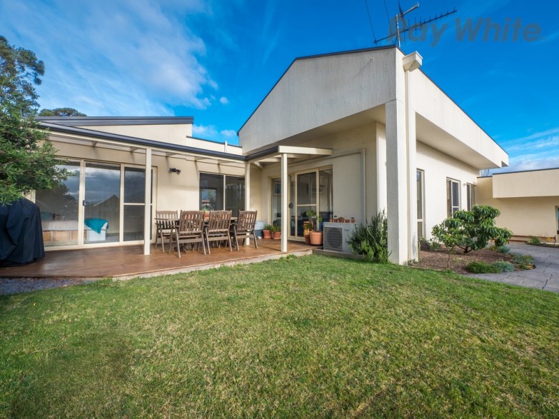 27 Weemala Court, Mount Nelson TAS 7007