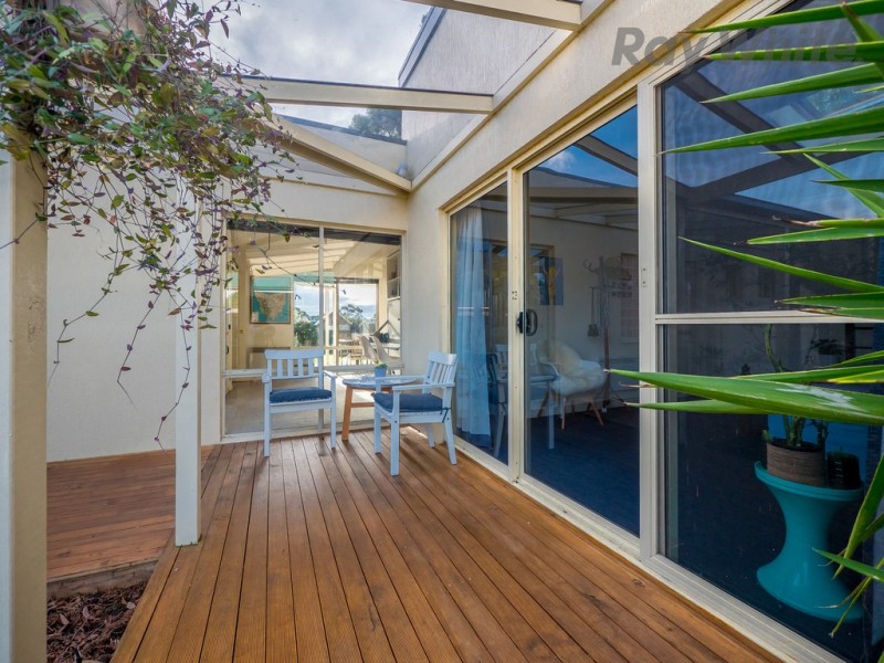 27 Weemala Court, Mount Nelson TAS 7007