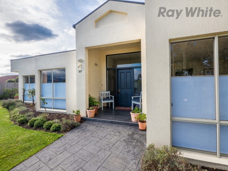 27 Weemala Court, Mount Nelson TAS 7007