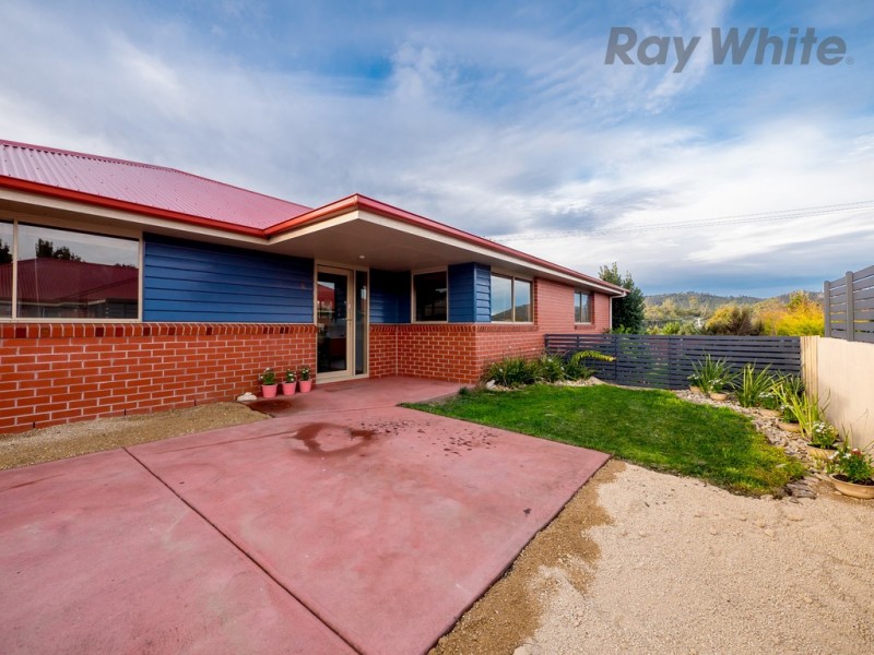 4 Glebe Hill Road, Howrah TAS 7018