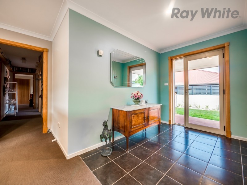 4 Glebe Hill Road, Howrah TAS 7018