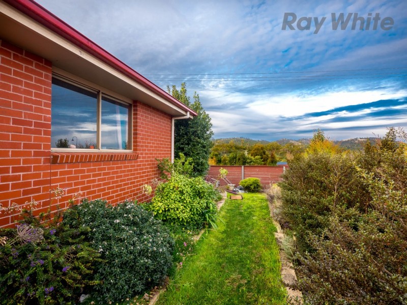 4 Glebe Hill Road, Howrah TAS 7018