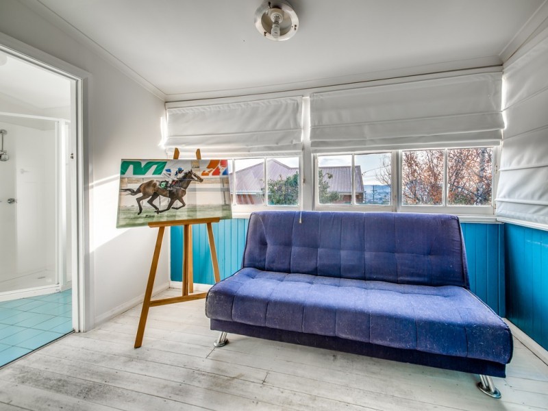 87 Augusta Road, Lenah Valley TAS 7008