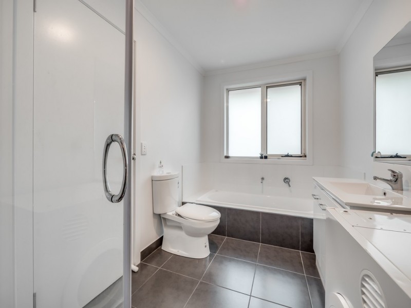 2/40 Mariah Crescent, Oakdowns TAS 7019