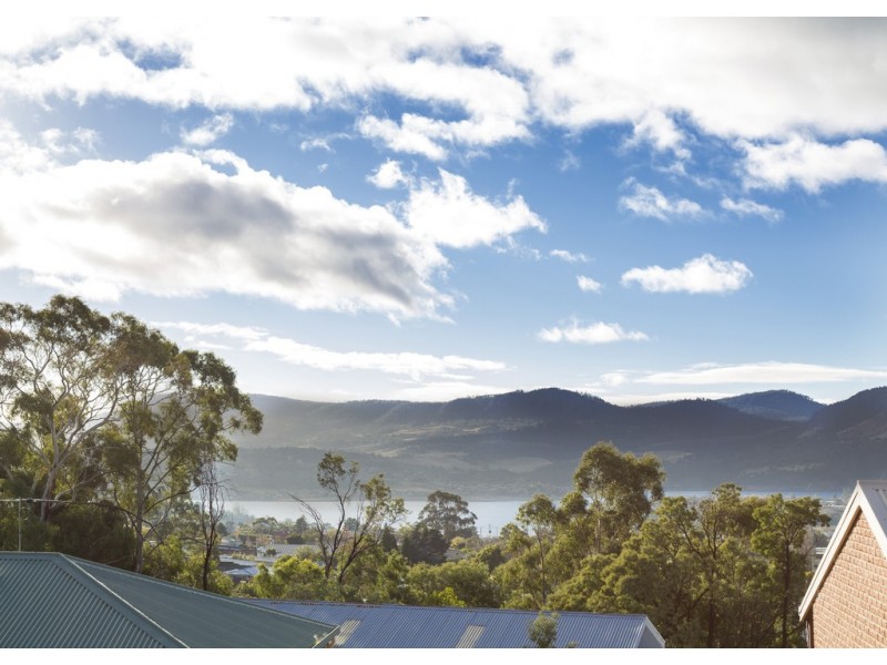 28/123A Abbotsfield Road, Claremont TAS 7011