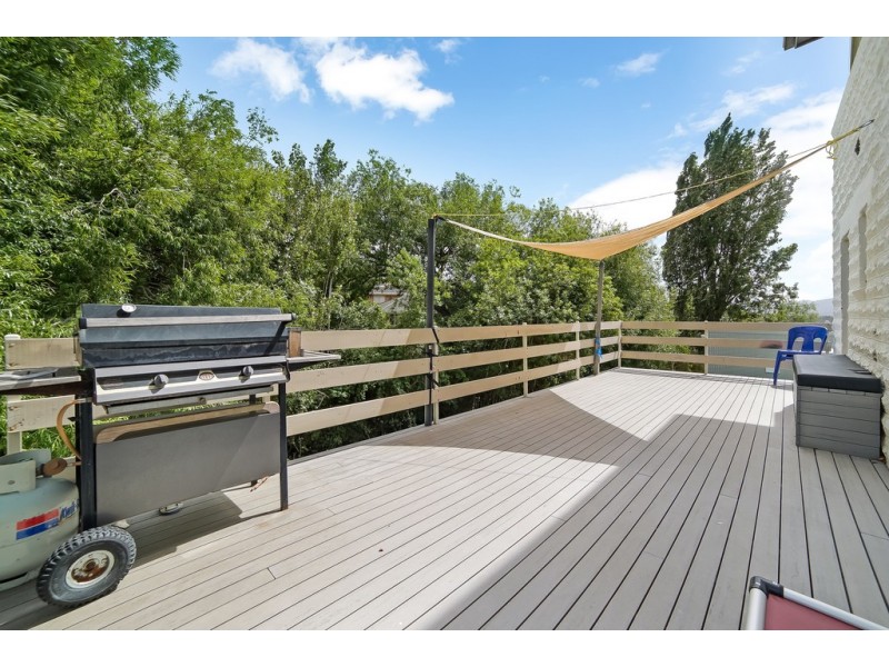 23 Rossendell Avenue, West Hobart TAS 7000