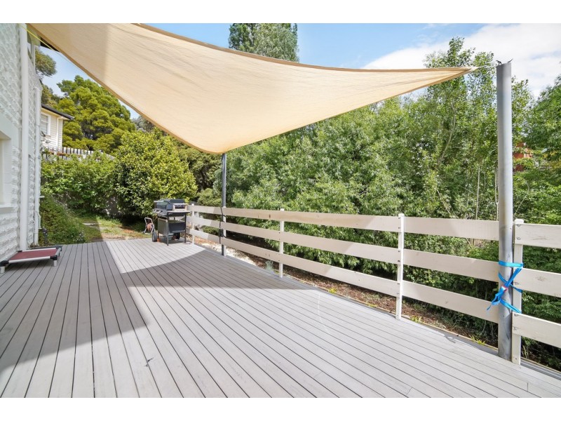 23 Rossendell Avenue, West Hobart TAS 7000