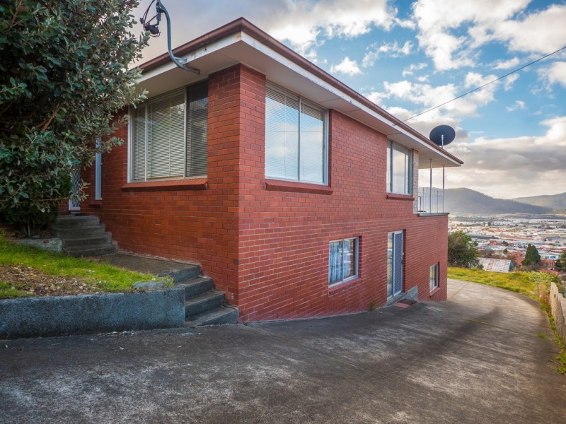 31 and 31A Walch Avenue, Moonah TAS 7009