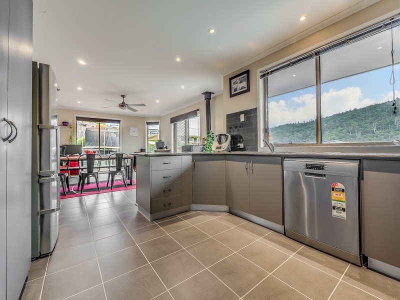 10 Joshua Street, Mornington TAS 7018