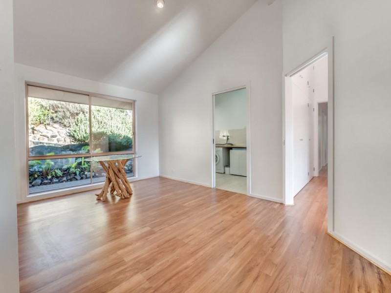 2/69C Olinda Grove, Mount Nelson TAS 7007