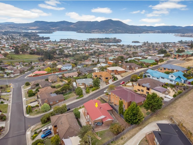 2 McLean Court, Rosetta TAS 7010