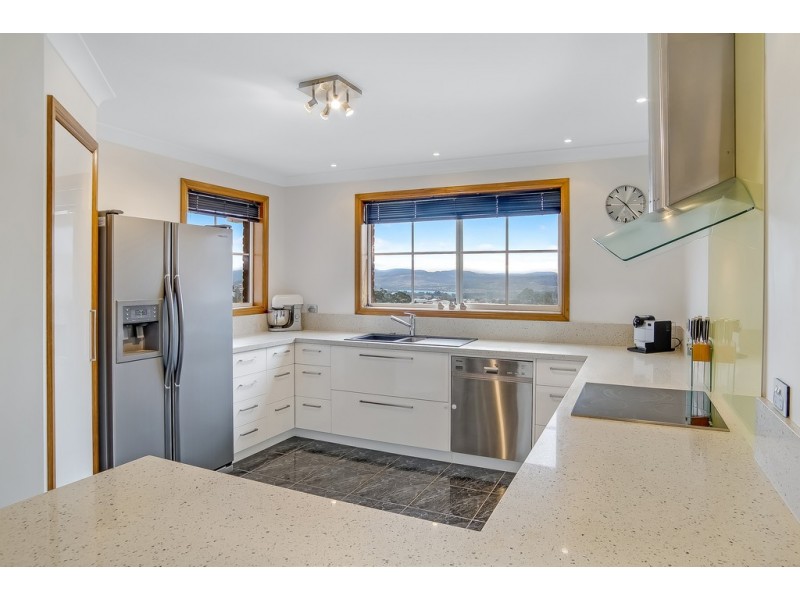 2 McLean Court, Rosetta TAS 7010