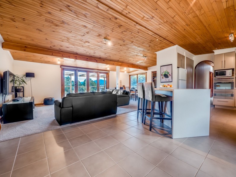 8 Redside Drive, Brighton TAS 7030