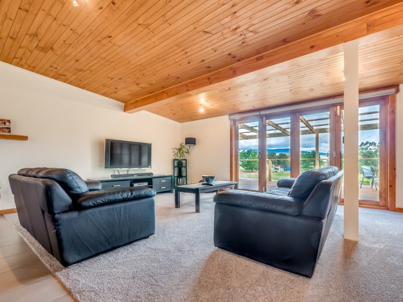 8 Redside Drive, Brighton TAS 7030