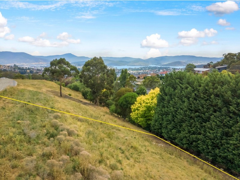 74 Athleen Avenue, Lenah Valley TAS 7008