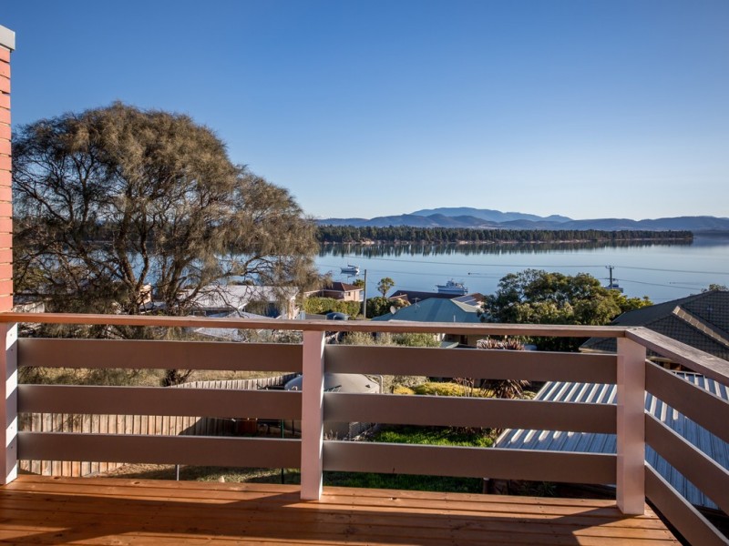 11 Hurst Street, Lewisham TAS 7173