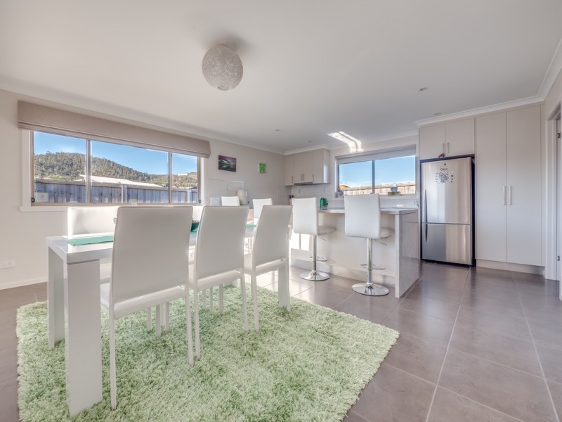 11 Millview Drive, Oakdowns TAS 7019