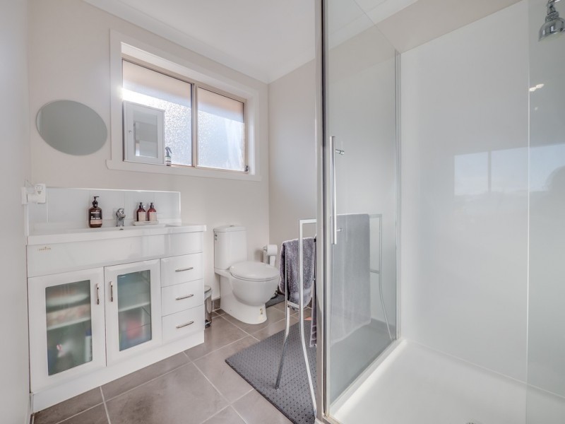 11 Millview Drive, Oakdowns TAS 7019