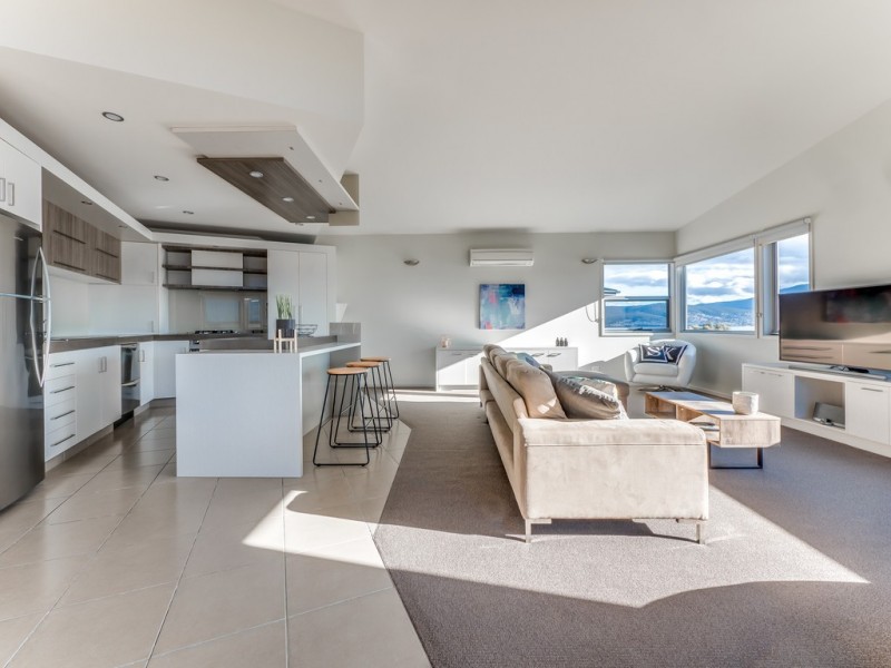 1/651 Oceana Drive, Tranmere TAS 7018