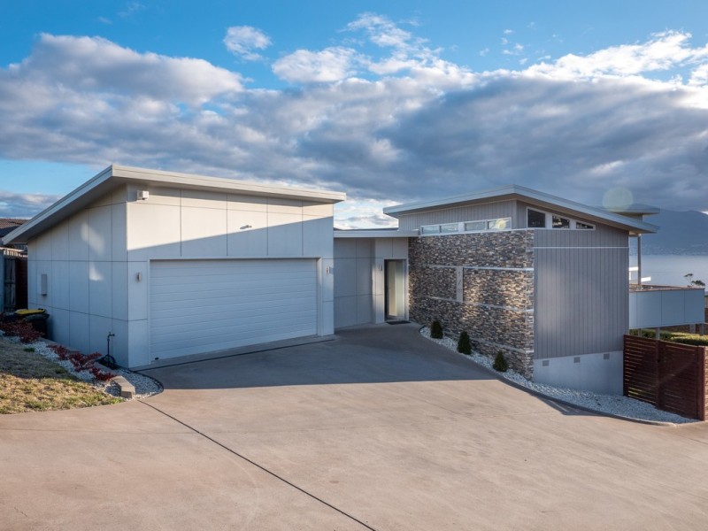 1/651 Oceana Drive, Tranmere TAS 7018